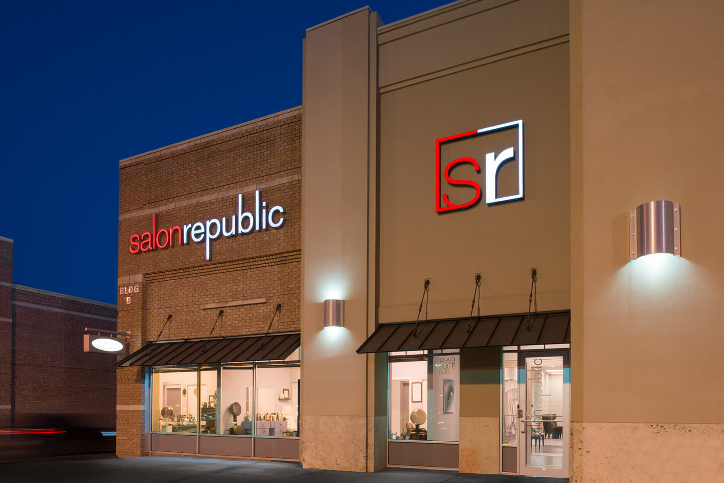 Salon Republic Dallas Exterior